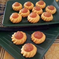 Kueh Tart (Pineapple Tarts)